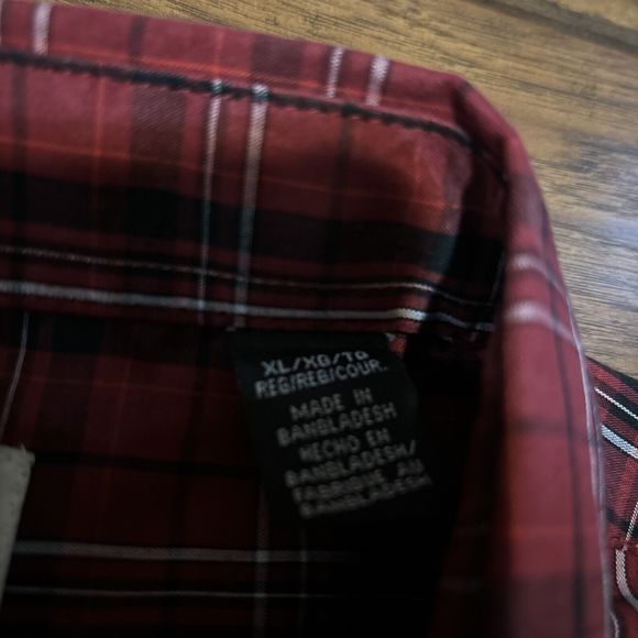 Wrangler Riata Western Shirt Mens XL Red Plaid Button Up down Cowboy christmas - Picture 2 of 7